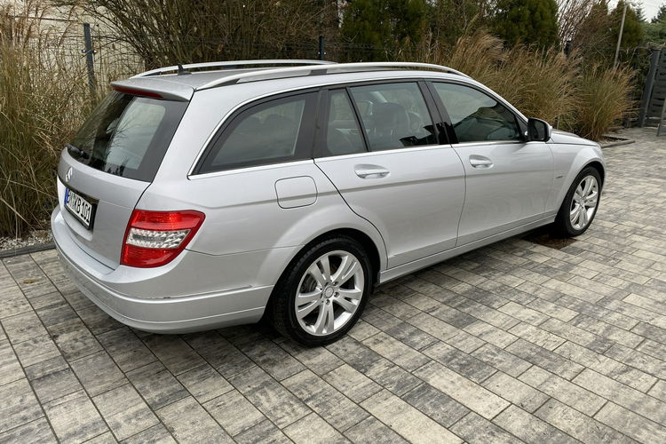 Mercedes C 200 Bardzo zadbana - 100% oryginalny przebieg.NOWY ROZRZĄD zdjęcie 5