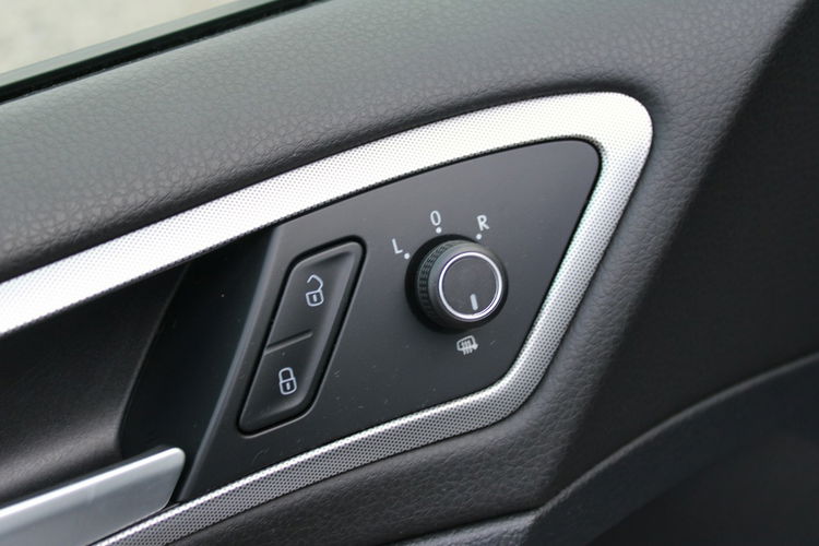 Volkswagen Golf Trendline LED Gwarancja Salon Polska F-VAT zdjęcie 15
