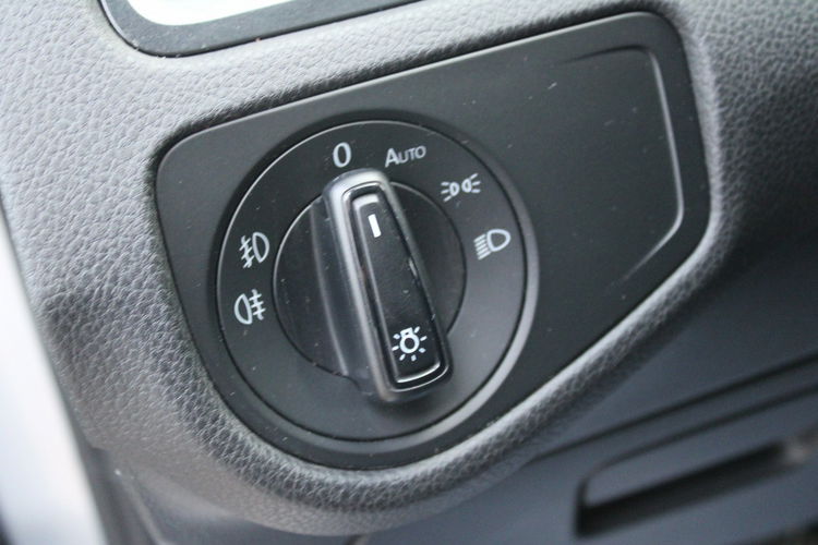 Volkswagen Golf Trendline LED Gwarancja Salon Polska F-VAT zdjęcie 17