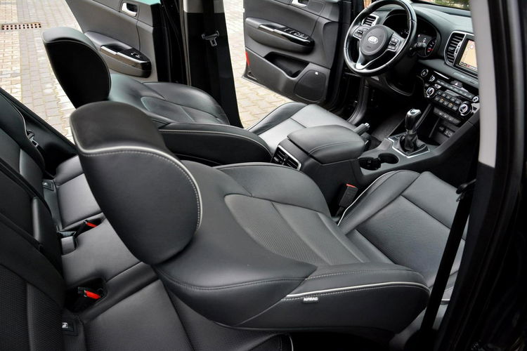 Sportage Skóry Ledy JBL Navi Kamera 2xParktonic el. Fotele Aso Kia zdjęcie 21