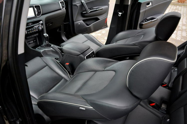 Sportage Skóry Ledy JBL Navi Kamera 2xParktonic el. Fotele Aso Kia zdjęcie 24