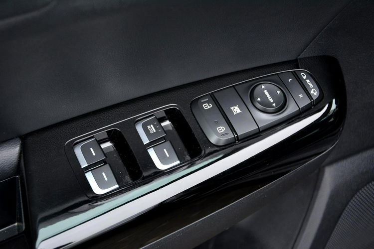 Sportage Skóry Ledy JBL Navi Kamera 2xParktonic el. Fotele Aso Kia zdjęcie 35