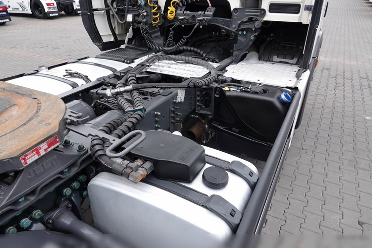 Scania R 450 / RETARDER / NISKA KABINA / HYDRAULIKA / PO KONTRAKCIE SERWISOWYM  zdjęcie 16