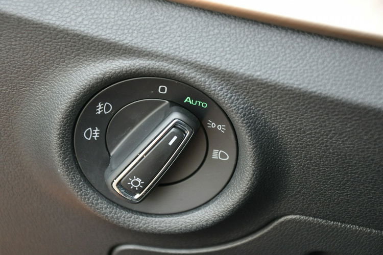 Skoda Kamiq 1.0TSI 110KM 6-G Kamera El.Klapa Podgrz.Fotele Gwar.06/26 SalonPL FV zdjęcie 11