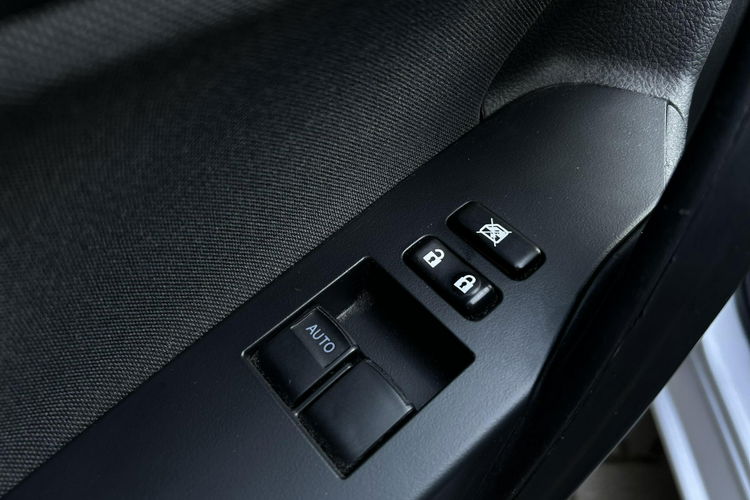 Toyota Auris 1.8 HSD 135KM ACTIVE, salon Polska, gwarancja zdjęcie 19