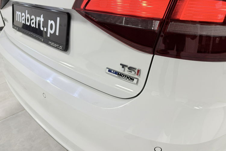 Volkswagen Jetta 1.4 TSI 150KM DSG Navi BiXenon HIGHLINE Klimatronic Kamera Łopatki zdjęcie 9
