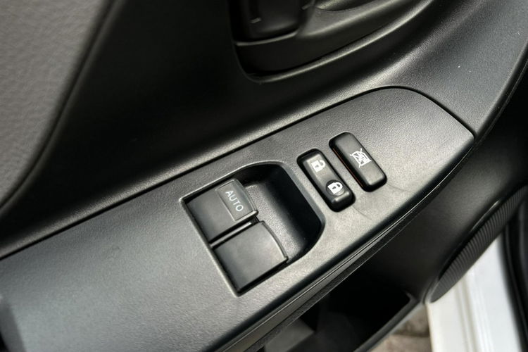 Toyota Yaris 1.5 VVTi 111KM ACTIVE, salon Polska, gwarancja, FV23% zdjęcie 19