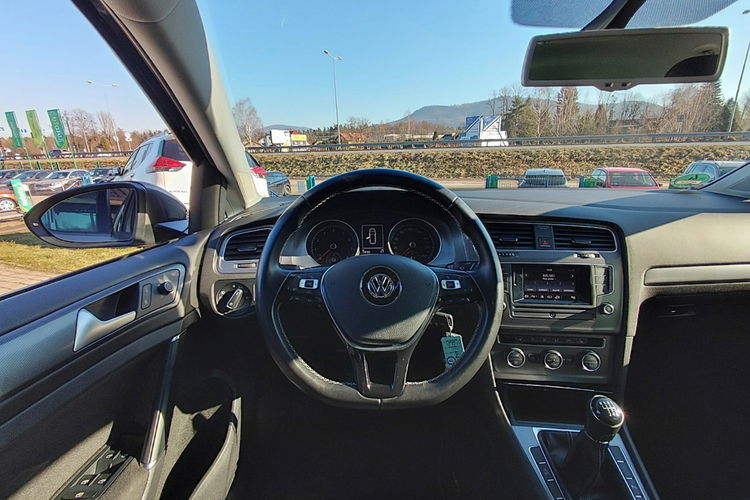 Volkswagen Golf Oryginalny lakier 100% - pełny serwis + wersja Lounge zdjęcie 15