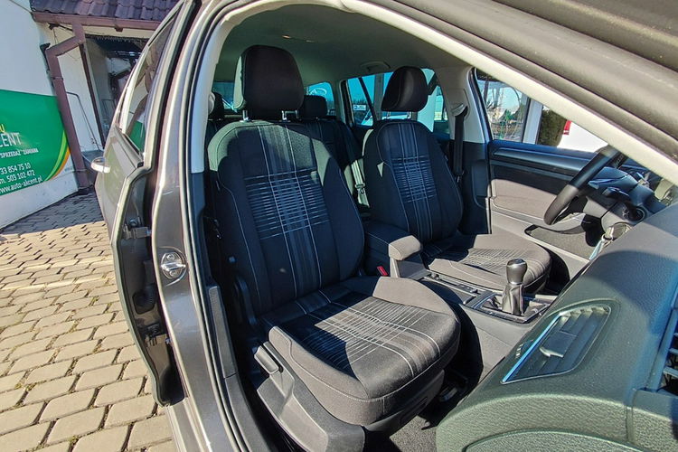 Volkswagen Golf Oryginalny lakier 100% - pełny serwis + wersja Lounge zdjęcie 18