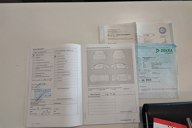 Volkswagen Golf Oryginalny lakier 100% - pełny serwis + wersja Lounge zdjęcie 24