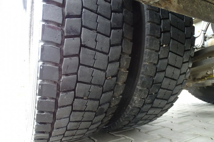 Renault D19 Fabryczny ADR Zabudowa do Przewożenia Butli z Gazem Adr EX/II-EX/III-AT-FL-0X Książka Serwisowa Klima Euro 6 zdjęcie 13