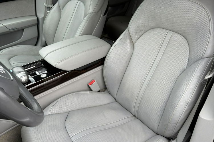 Audi A8 A8 Long 4.2 372 KM stan perfekcyjny Panorama radary Gwarancja zdjęcie 16