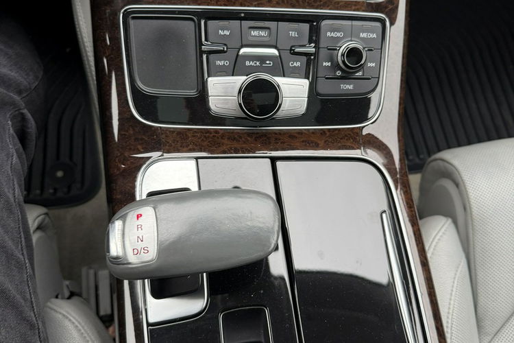Audi A8 A8 Long 4.2 372 KM stan perfekcyjny Panorama radary Gwarancja zdjęcie 28