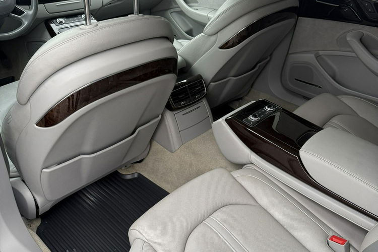 Audi A8 A8 Long 4.2 372 KM stan perfekcyjny Panorama radary Gwarancja zdjęcie 8