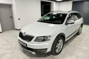 Skoda Octavia SCOUT 2.0 TDI 184KM DSG 4x4 AppleCar Bi-Xenon Duża Navi Tempomat Black zdjęcie 2