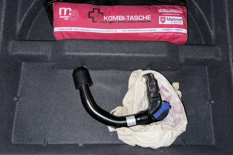 Hyundai i40 Bardzo zadbana - oryginalny przebieg zdjęcie 9