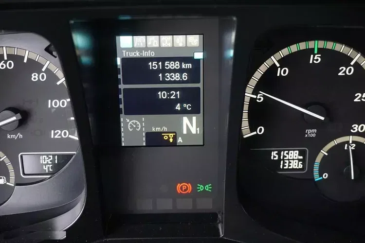 Mercedes / ANTOS / 2535 / EURO 6 / CHŁODNIA + WINDA / 23 PALETY / OŚ SKRĘTNA zdjęcie 11