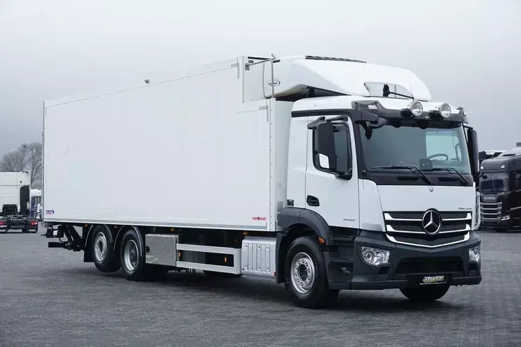 Mercedes / ANTOS / 2535 / EURO 6 / CHŁODNIA + WINDA / 23 PALETY / OŚ SKRĘTNA zdjęcie 2