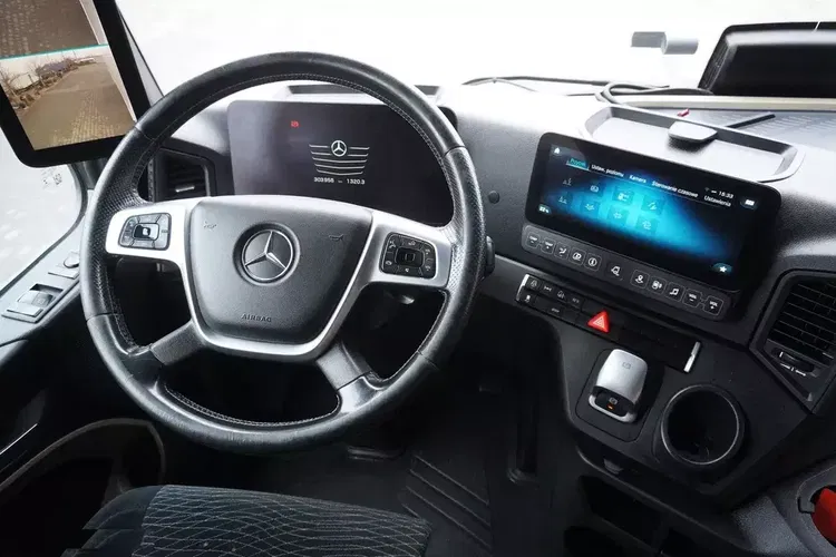 Mercedes Actros 2545 / 2021 / Chłodnia Hagemann Multitemperatura zdjęcie 24