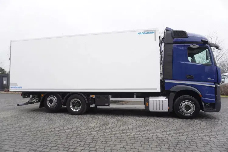 Mercedes Actros 2545 / 2021 / Chłodnia Hagemann Multitemperatura zdjęcie 6