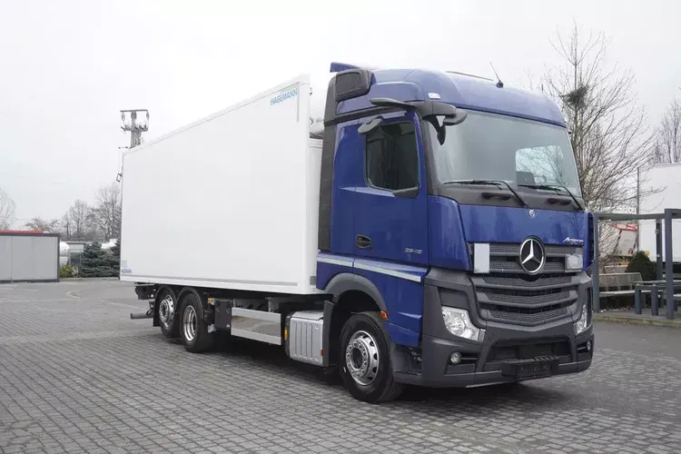 Mercedes Actros 2545 / 2021 / Chłodnia Hagemann Multitemperatura zdjęcie 7