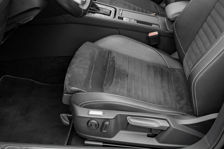 Volkswagen Passat GD569XG # 2.0 TDI Elegance DSG LED K.cofania Podgrz.f Salon PL VAT 23% zdjęcie 12