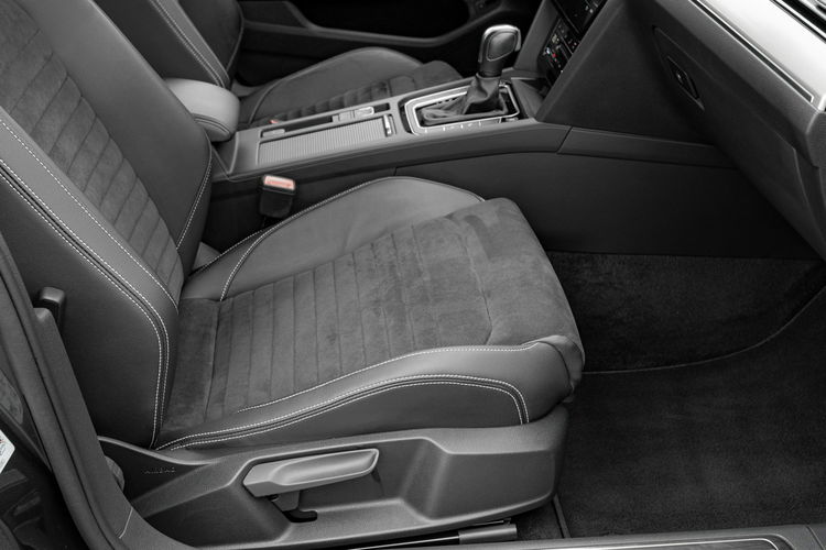 Volkswagen Passat GD569XG # 2.0 TDI Elegance DSG LED K.cofania Podgrz.f Salon PL VAT 23% zdjęcie 32