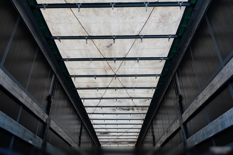 Wielton / FIRANKA / MEGA / LOWDECK / OŚ PODNOSZONA / 2016 ROK / DACH PODNOSZONY zdjęcie 18