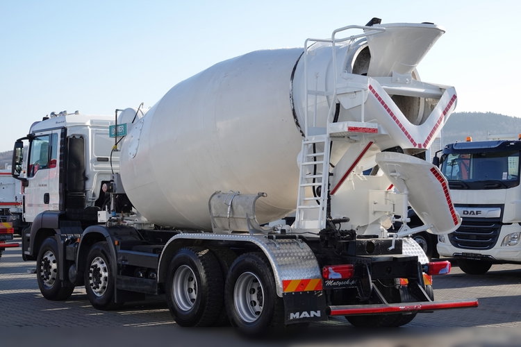 MAN TGS 32.400 / 8X4 / BETONOMIESZARKA / GRUSZKA 9M3 / EURO 5 zdjęcie 4