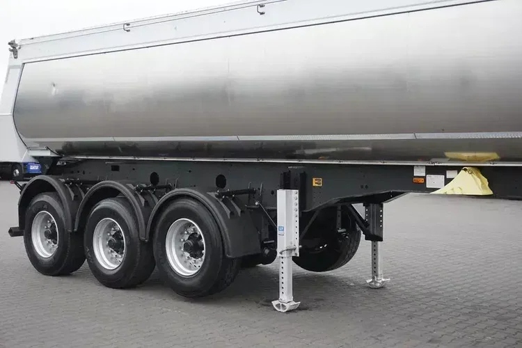 MEILLER / WYWROTKA / 24 M3 / THERMO MULDA / OŚ PODNOSZONA zdjęcie 13