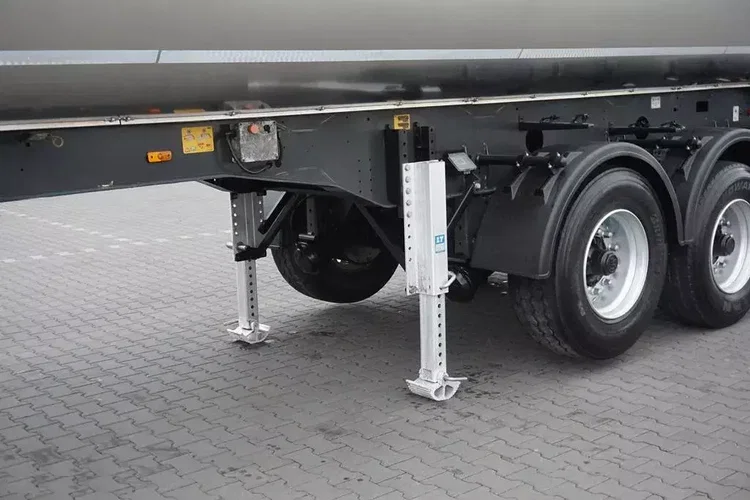 MEILLER / WYWROTKA / 24 M3 / THERMO MULDA / OŚ PODNOSZONA zdjęcie 16