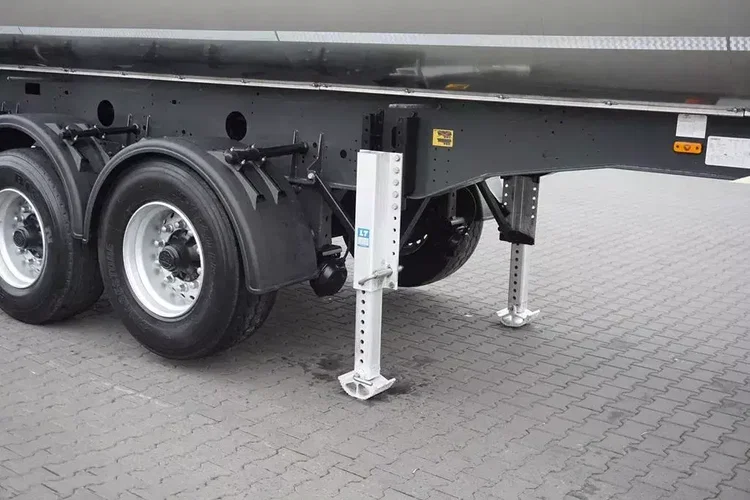 MEILLER / WYWROTKA / 24 M3 / THERMO MULDA / OŚ PODNOSZONA zdjęcie 17