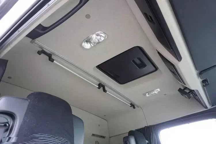 Mercedes ACTROS / 2545 / EURO 6 / CHŁODNIA + WINDA / 23 PALETY / OŚ SKRĘTNA zdjęcie 17