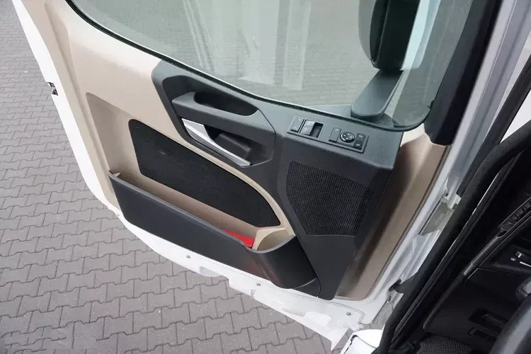 Mercedes ACTROS / 2545 / EURO 6 / CHŁODNIA + WINDA / 23 PALETY / OŚ SKRĘTNA zdjęcie 31
