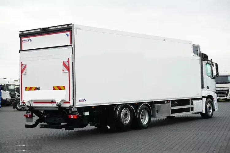 Mercedes ACTROS / 2545 / EURO 6 / CHŁODNIA + WINDA / 23 PALETY / OŚ SKRĘTNA zdjęcie 5