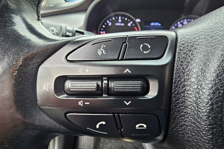 Kia Rio nawigacja, kamera, grzane fotele, grzana kierownica, telefon zdjęcie 20
