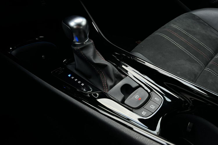 Toyota C-HR 1.8 HSD 122KM GR SPORT DYNAMIC, salon Polska, gwarancja, FV23% zdjęcie 18