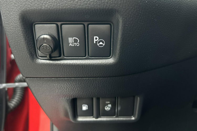 Toyota C-HR 1.8 HSD 122KM GR SPORT DYNAMIC, salon Polska, gwarancja, FV23% zdjęcie 21