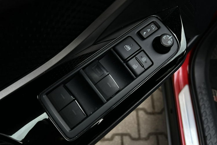 Toyota C-HR 1.8 HSD 122KM GR SPORT DYNAMIC, salon Polska, gwarancja, FV23% zdjęcie 23