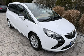 Opel Zafira NAVi Panorama Bezwypadkowa Zadbana i Serwisowana