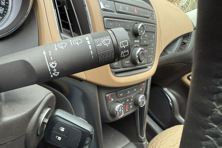 Opel Zafira NAVi Panorama Bezwypadkowa Zadbana i Serwisowana zdjęcie 19