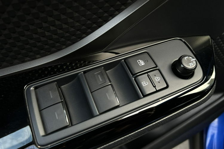 Toyota C-HR 2.0 HSD 184KM STYLE, salon Polska, gwarancja zdjęcie 20