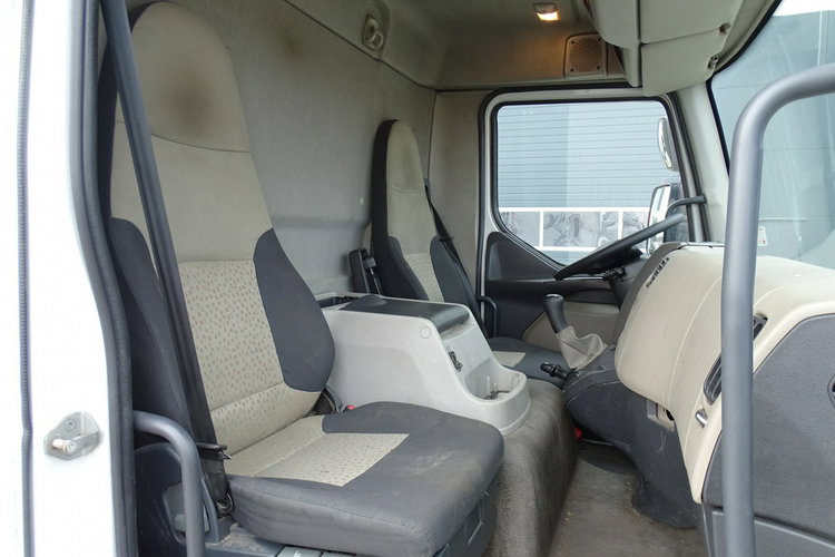 Renault MIDLUM 180 DXI Kontener Sprowadzony Przebieg Tylko 219 tys km , Przebieg Udokumentowany zdjęcie 8