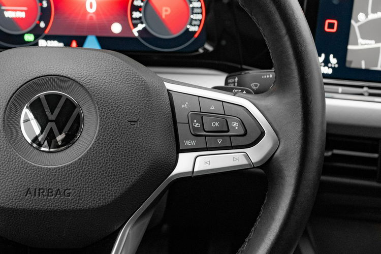 Volkswagen Golf 2.0 TDI 150KM DSG Podgrz.f Ambient Cz.park Masaże Elektr.fotel VAT23% zdjęcie 19