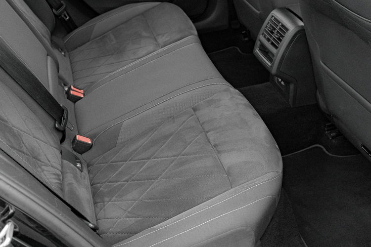 Volkswagen Golf 2.0 TDI 150KM DSG Podgrz.f Ambient Cz.park Masaże Elektr.fotel VAT23% zdjęcie 30