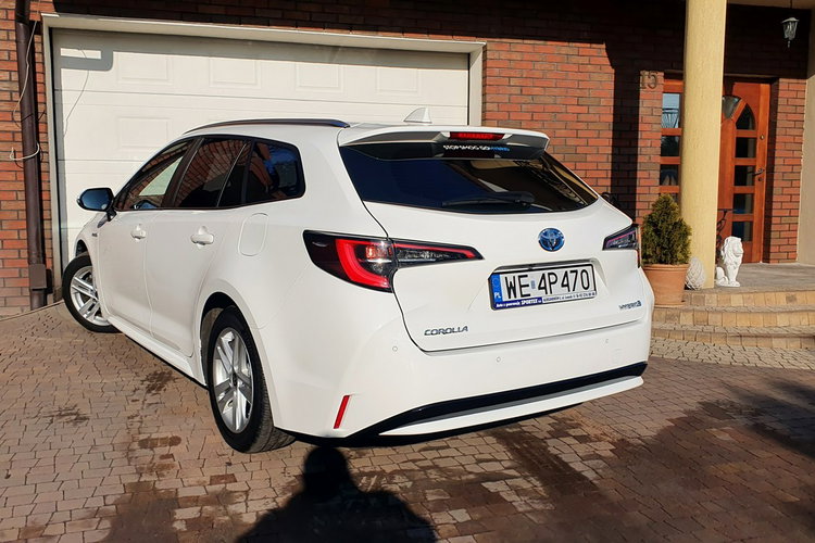Toyota Corolla 1.8 122KM Hybrid COMFORT, Salon PL, I WŁ, Serwis , F.vat 23% , Leasing. zdjęcie 11
