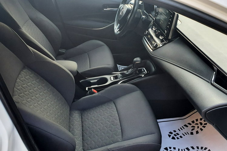 Toyota Corolla 1.8 122KM Hybrid COMFORT, Salon PL, I WŁ, Serwis , F.vat 23% , Leasing. zdjęcie 42