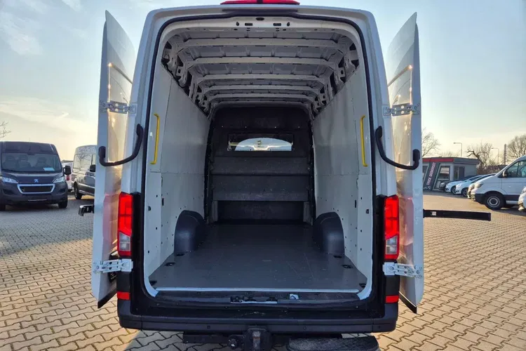 Volkswagen Crafter L4H2 124999zł NETTO Brygadówka 6 osób 2.0TDi/140KM zdjęcie 13