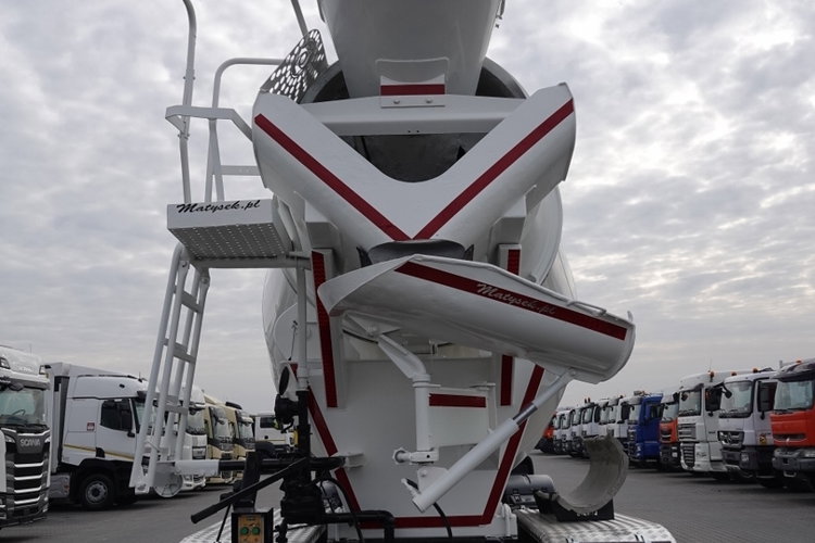 MAN TGS 32.480 / 8X4 / BETONOMIESZARKA / GRUSZKA 9M3 / UAL / EURO 6 zdjęcie 13