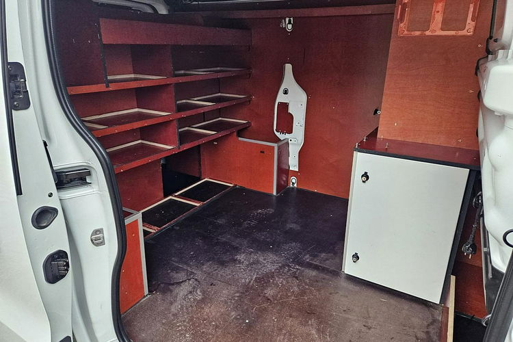 Nissan NV300 Trafic Vivaro Pack klim + navi zabudowa zdjęcie 8